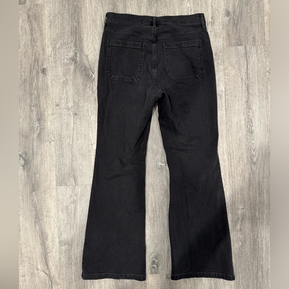 Gap ‘70s Flare High Rise Jeans in black size 31/12R - Picture 4 of 9